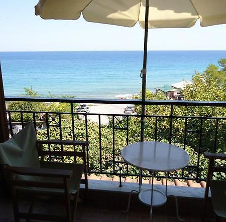 Harilaos Beach Плака-Литохоро Номер фото